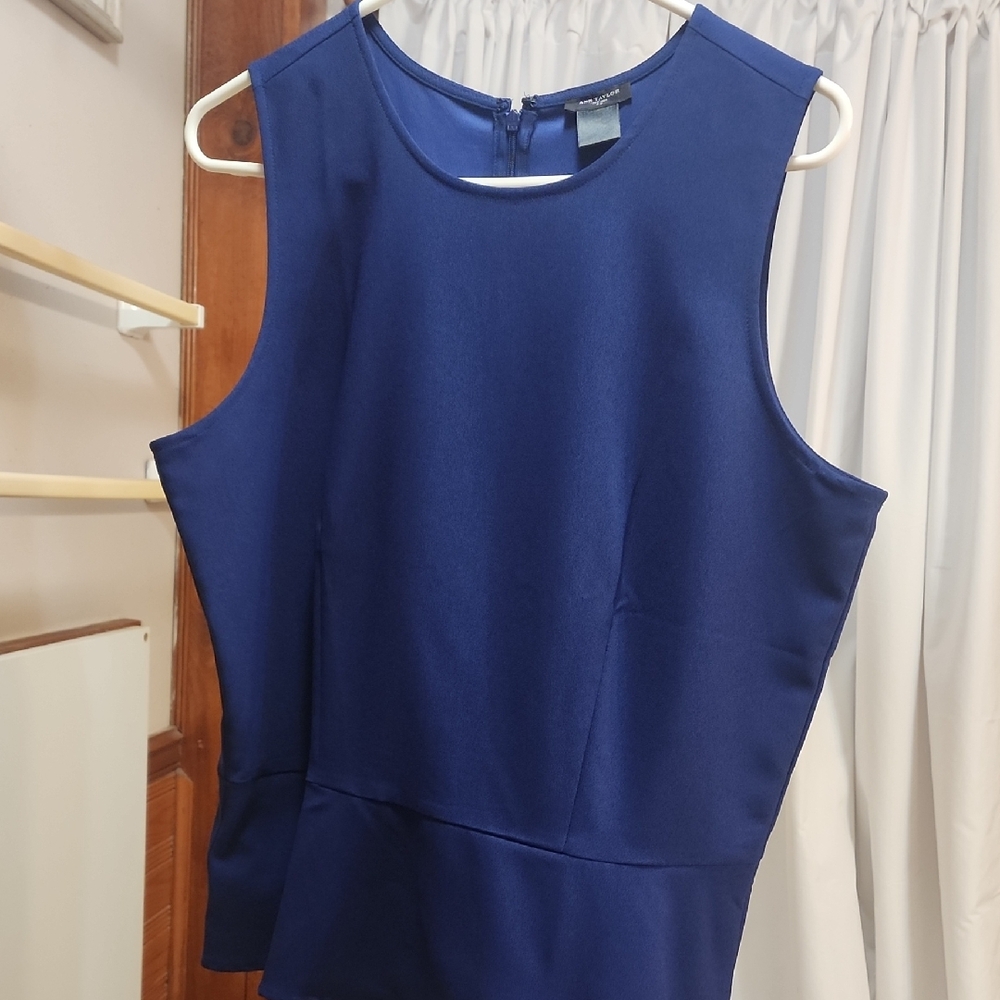 Ann Taylor Boxy Blue Sleeveless Tank Top